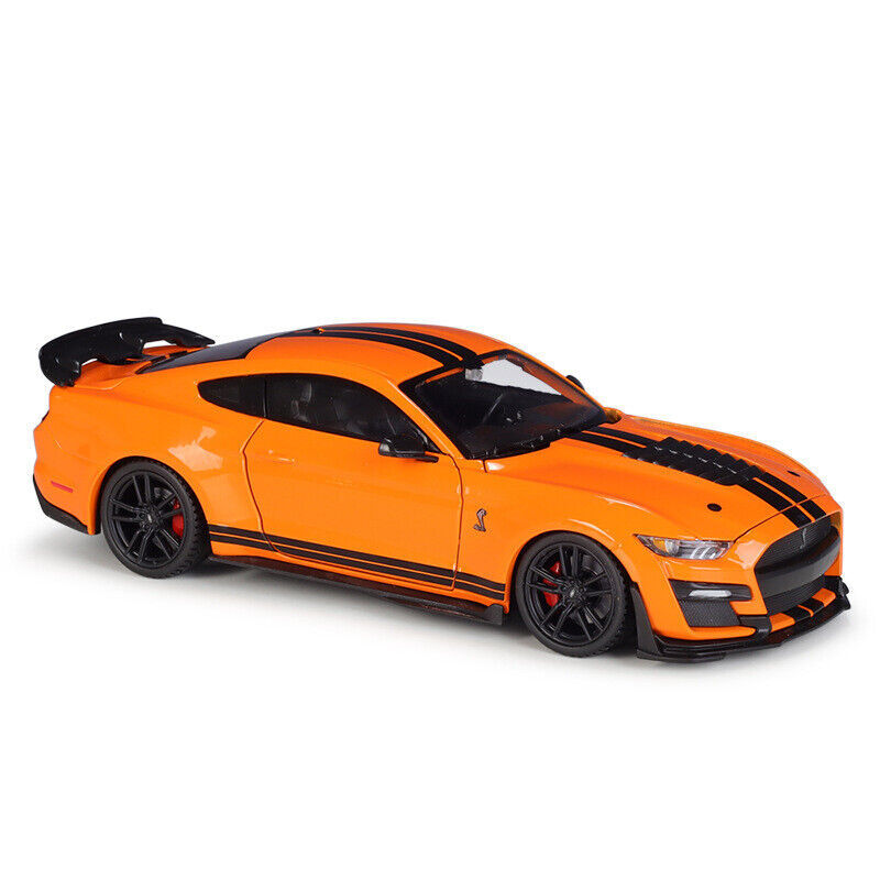 1:18 Maisto 2020 Ford Mustang Shelby GT500 Metal Diecast Car Model & Stand 26cm - Picture 11 of 20