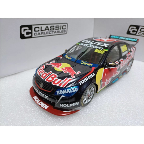 1:18 Classic Carlectables CC 2015 Bathurst Winning Holden VF Commodore #888