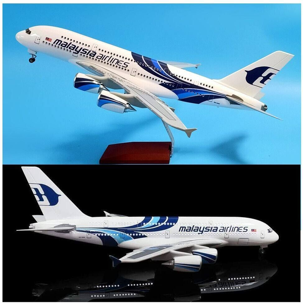 1:160 Malaysia Airlines A380 Plane Model / LED Light &amp; Wheel Aircraft Model 45cm