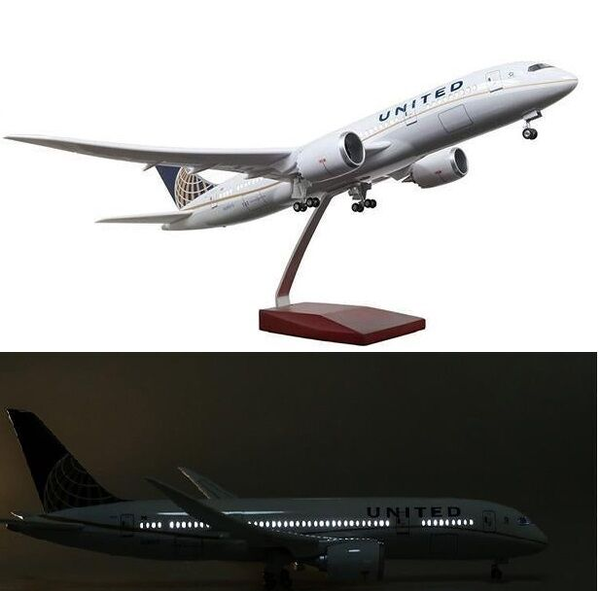 1:130 United Airlines Boeing 787 Plane Model / LED Light &amp; Wheels Aircraft Model